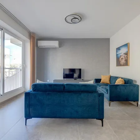 Urban Oasis 3br Duplex In A Prime Location * San Ġwann
