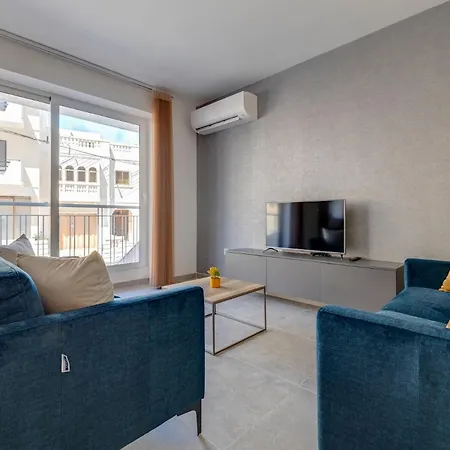 Urban Oasis 3br Duplex In A Prime Location Apartament San Ġwann